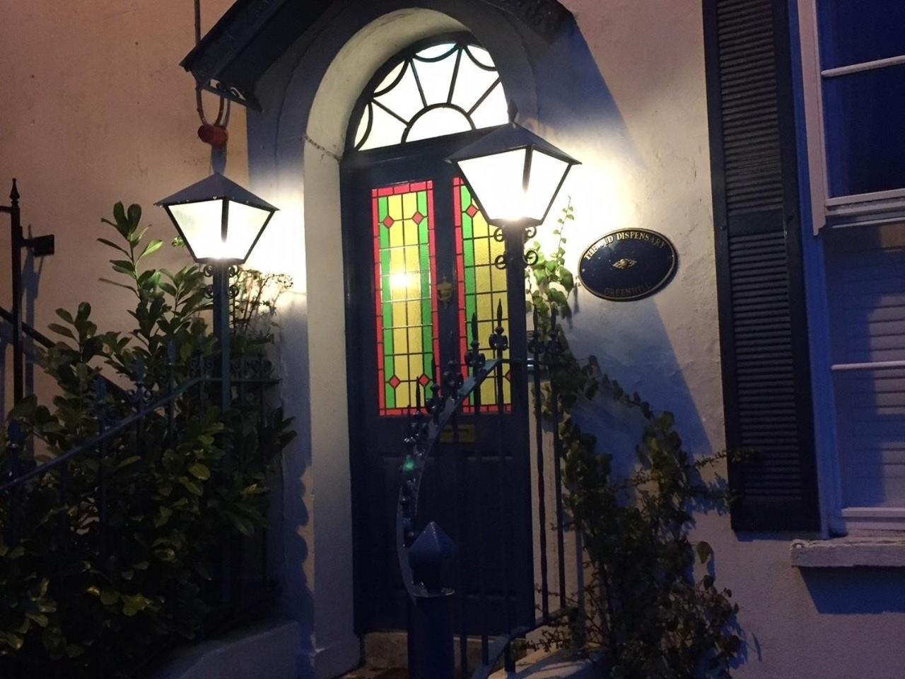 The Old Dispensary Pensión 3*